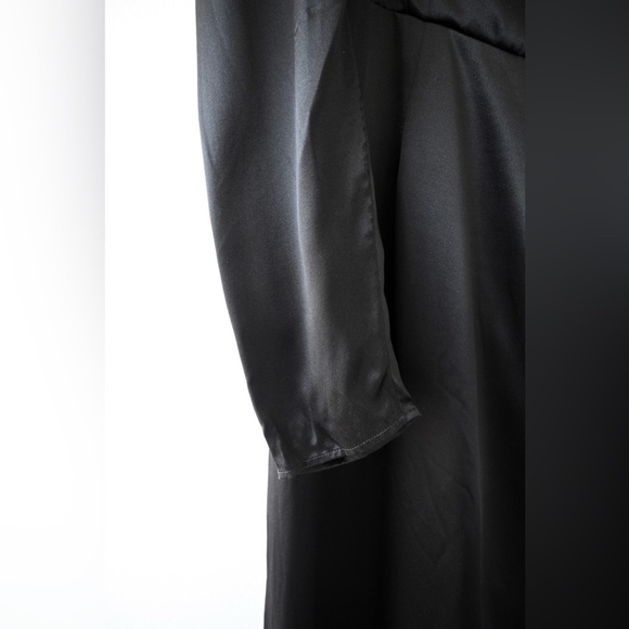 Reformation “Rey” Silk Dress - Picture 7 of 9